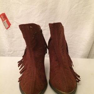 Hot Rated brown suede ankle boots size 7 NEW